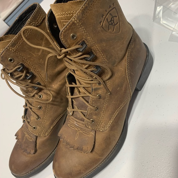 ariat workhog lace up